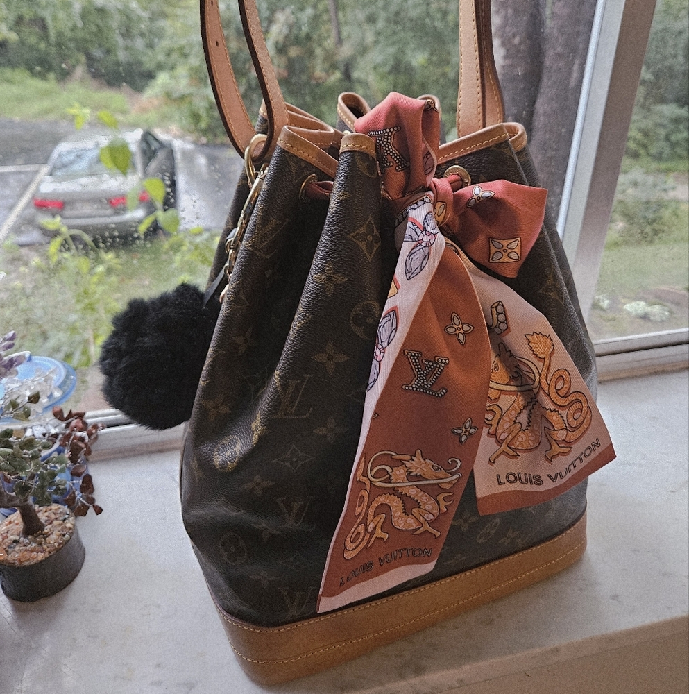 *SOLD*Louis Vuitton BB Noe in monogram